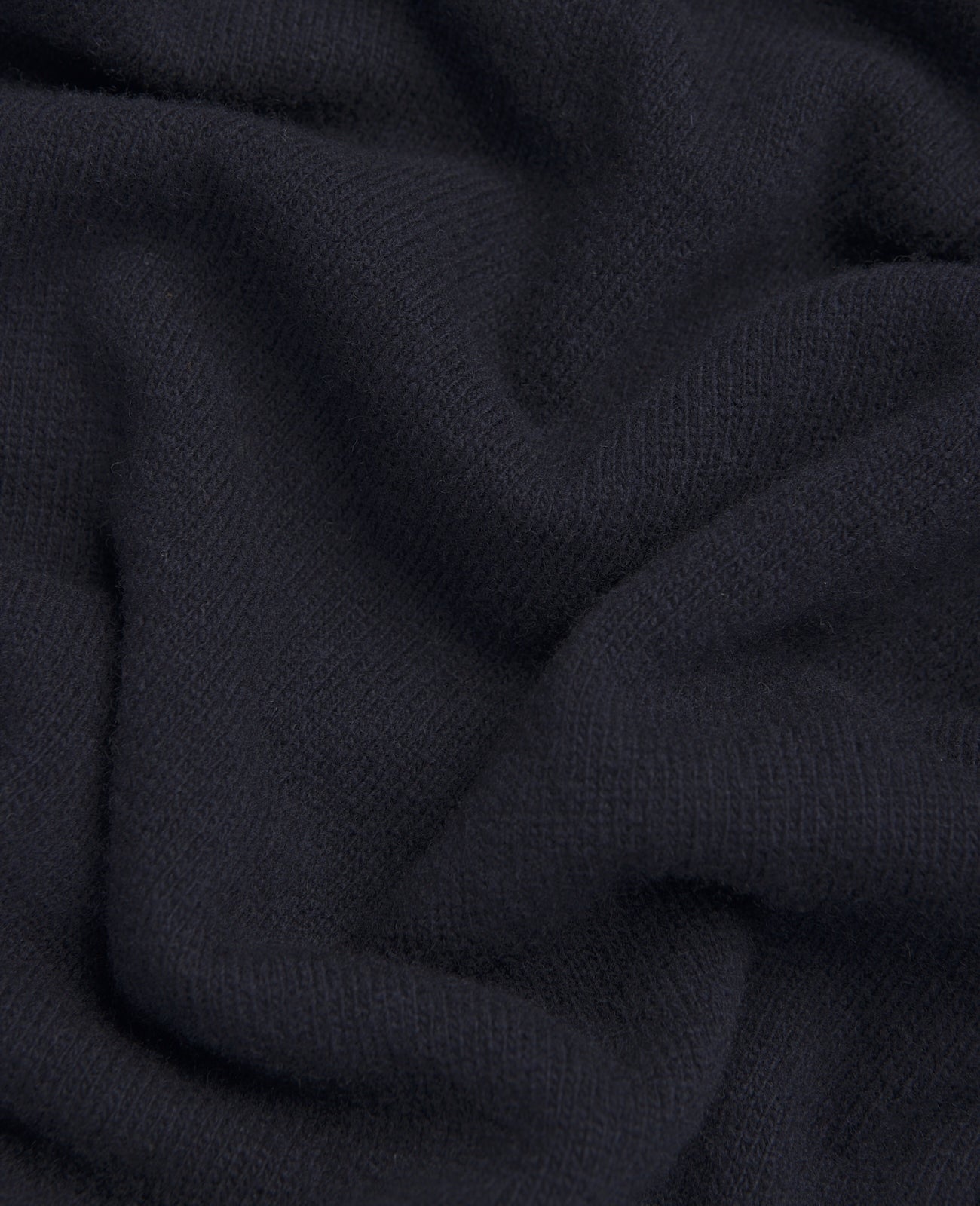 Magee Lunnaigh Lambswool 1/4 Zip Jumper in Navy