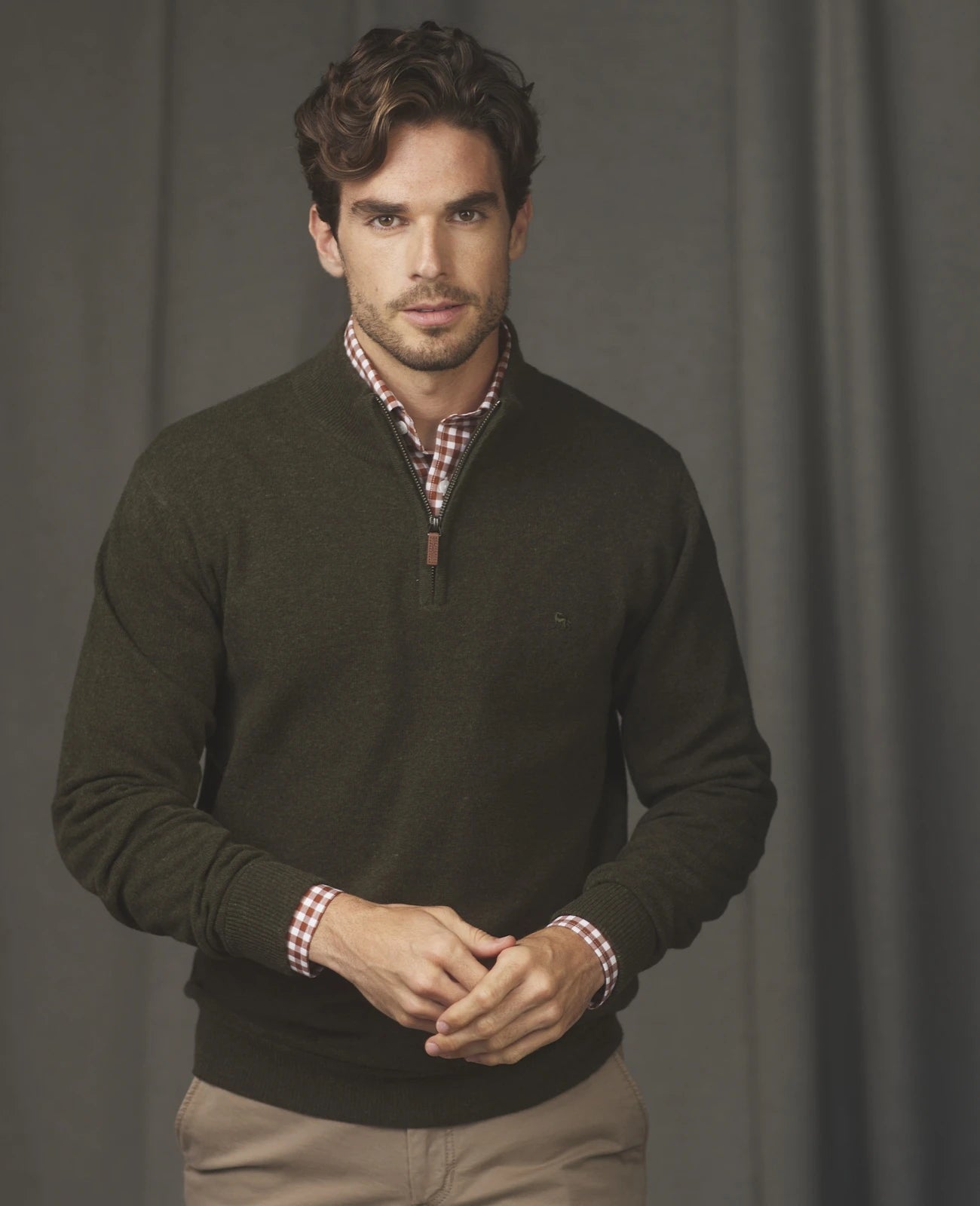 Lunnaigh Lambswool 1/4 Zip Jumper in Moss Green