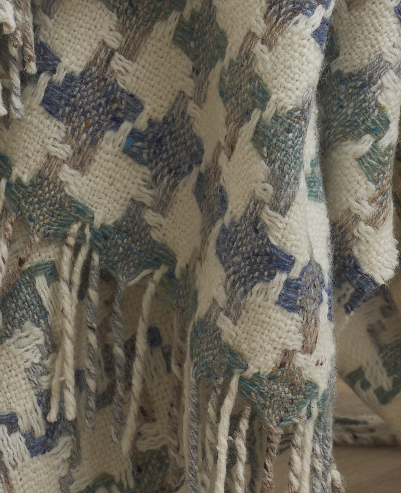 ST. BRIGID'S CROSS THROW IN BLUE & CREAM