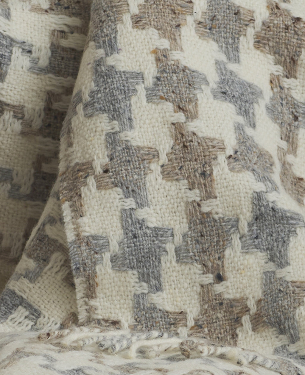 ST. BRIGID'S CROSS THROW IN CAMEL, CREAM & GREY