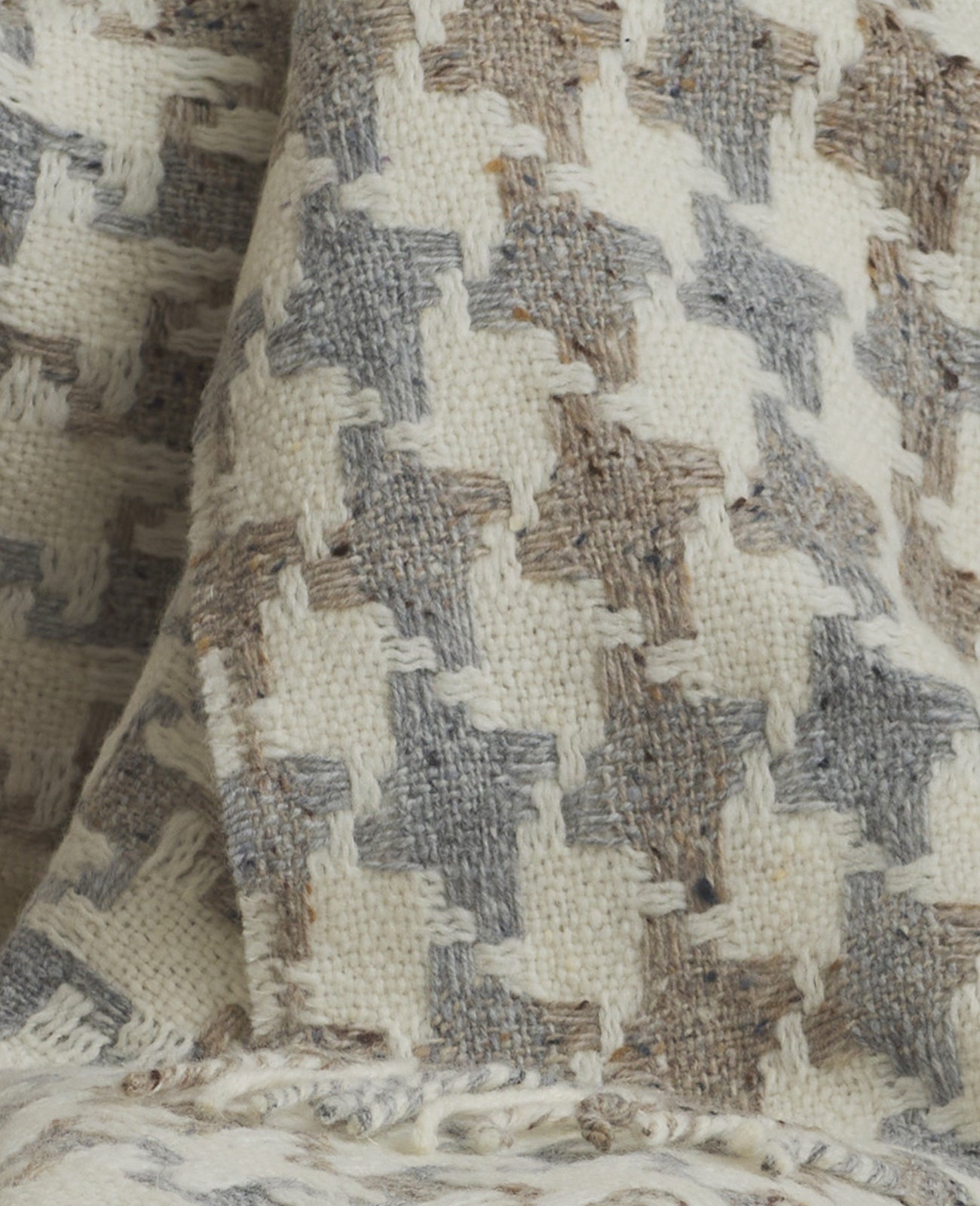 ST. BRIGID'S CROSS THROW IN CAMEL, CREAM & GREY