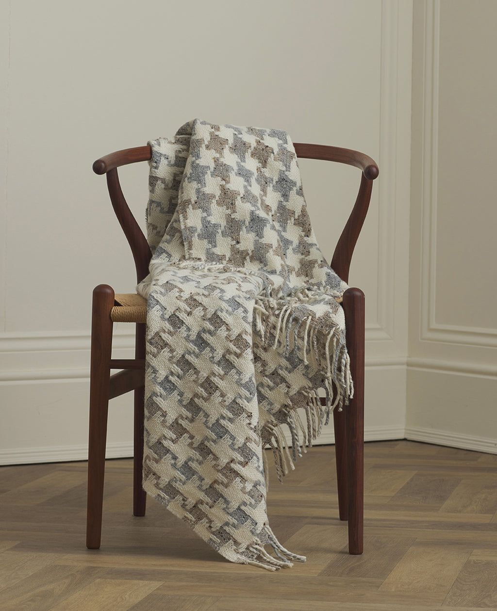 ST. BRIGID'S CROSS THROW IN CAMEL, CREAM & GREY