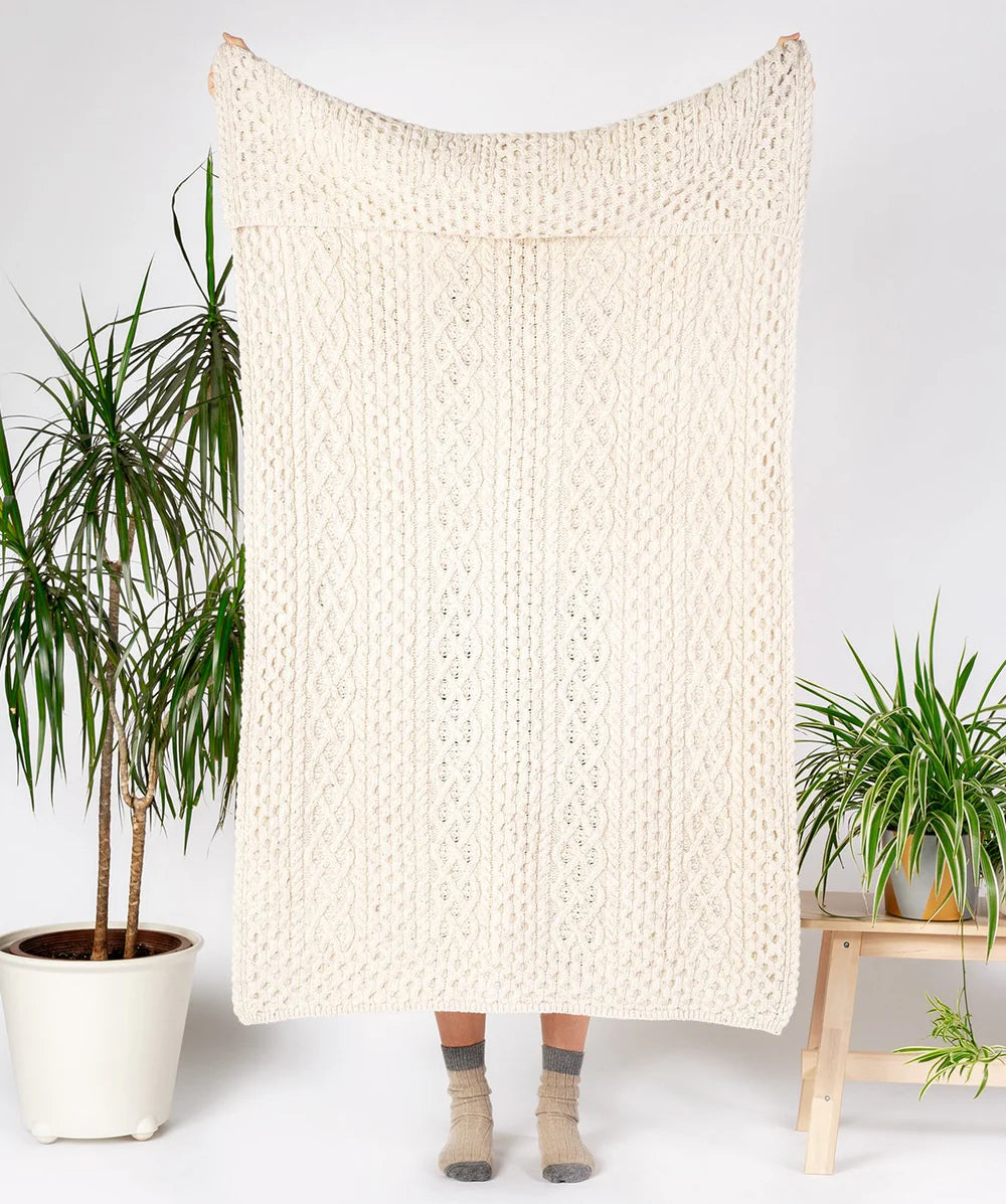 Irelands Eye Luxe Aran Throw - Chalkstone