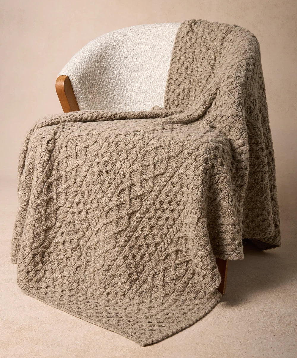 Irelands Eye Luxe Aran Throw - Fossil