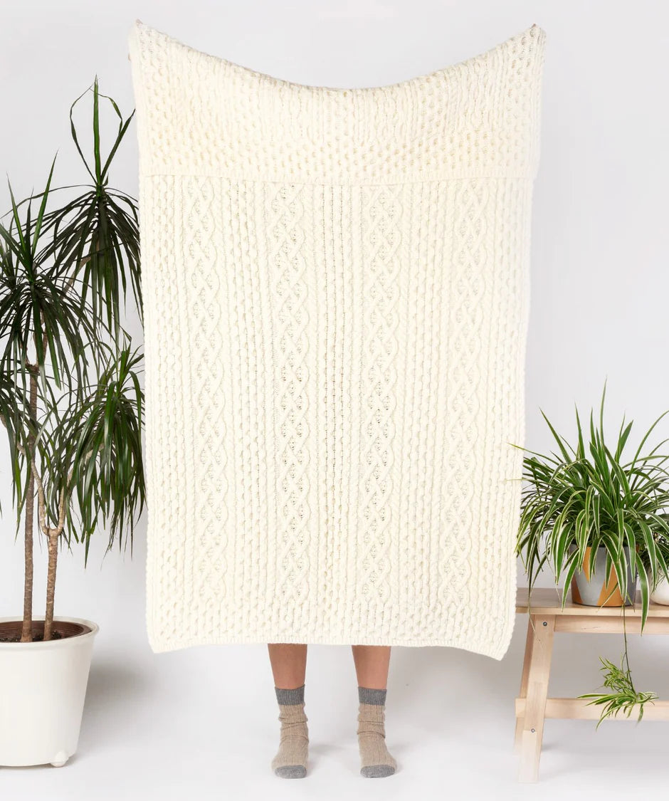 Lux Aran Knit Throw - White