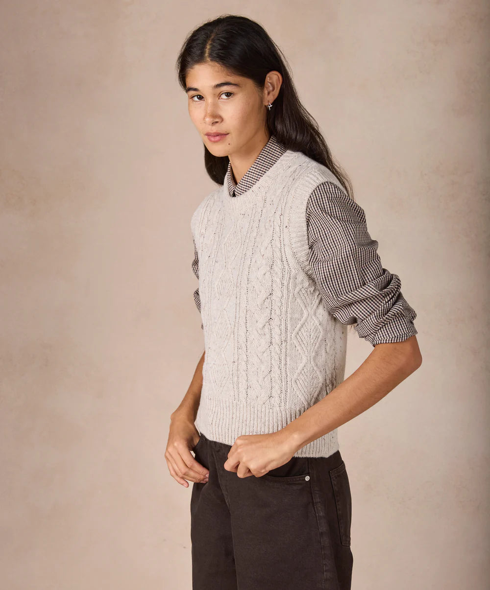 Irelands Eye Callie Cable Vest - Ocean Mist / Linchen / Chalkstone