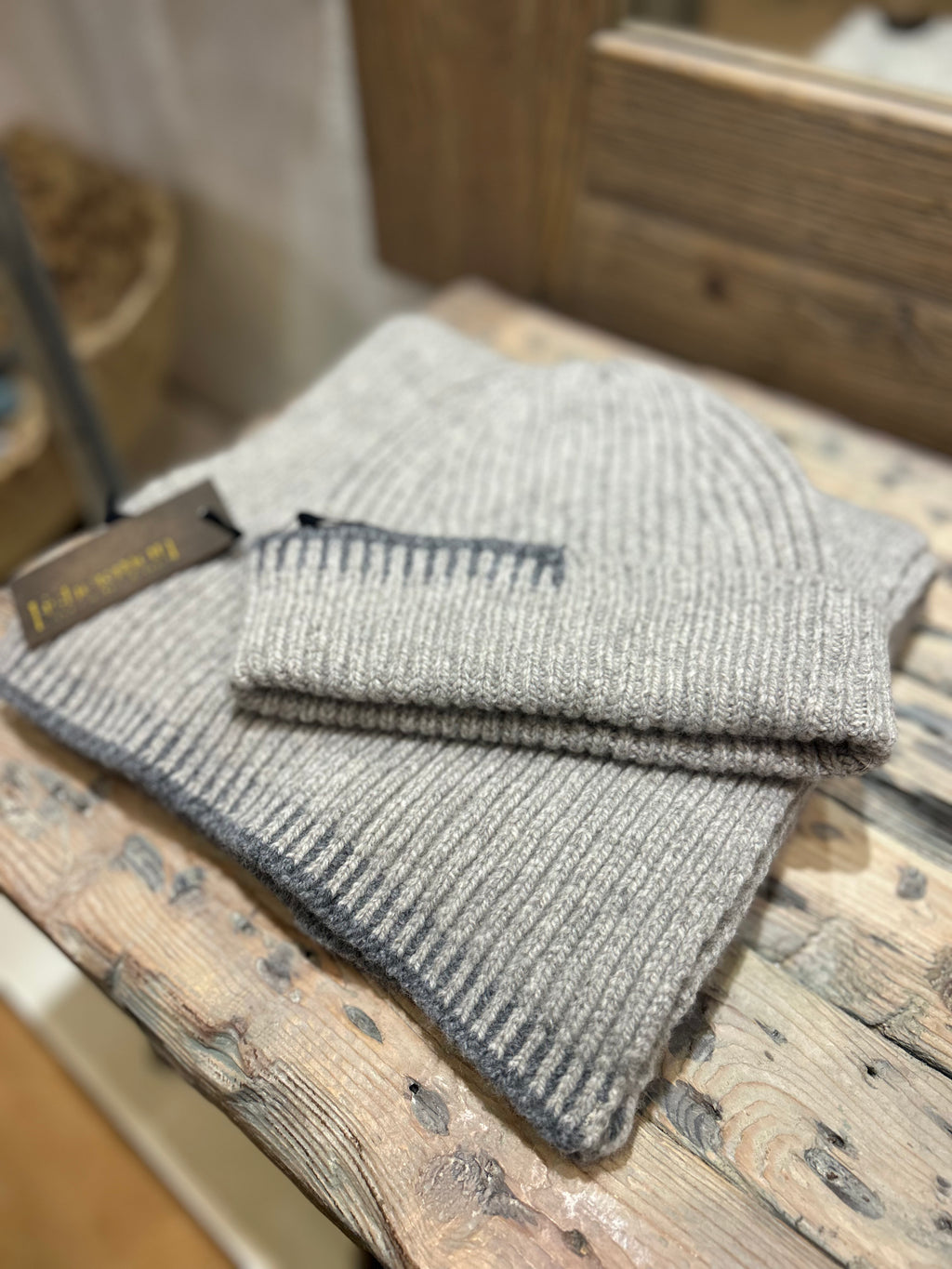 Fisherman Out of Ireland Blanket Stitch Beanie - Porridge/Grey