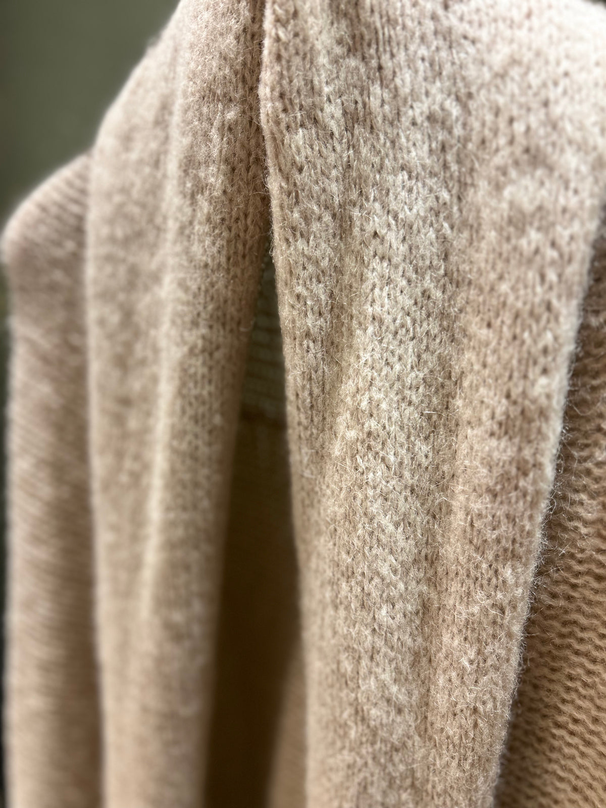 Long Shawl Cardi - Beige