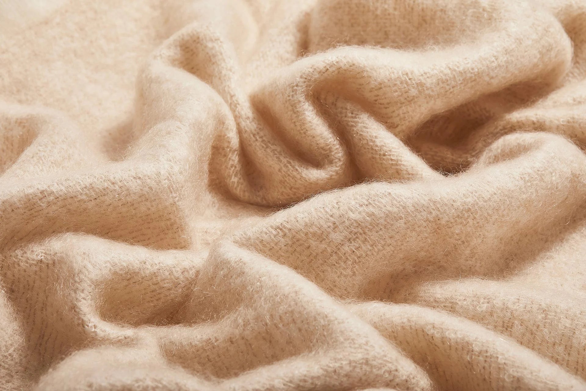 Mooneen Mohair Throw Blanket Fawn